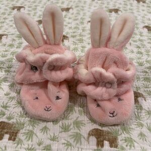 Bunnies by the Bay Pink Bunny Baby Slippers 0-6 months
